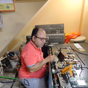 Electronics repair tools and equipment